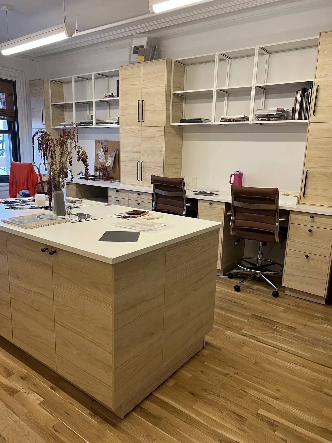 Light Wood Kitchen with Island