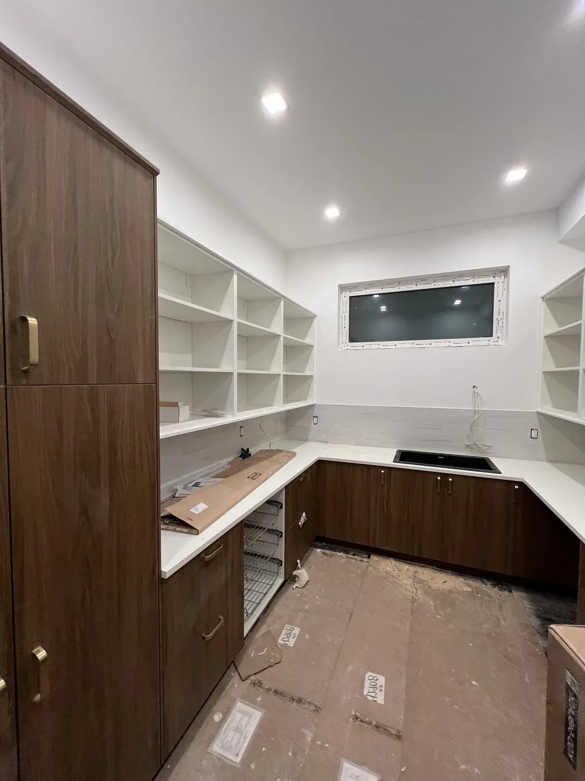 Grey Flat-Panel Modern Kitchen